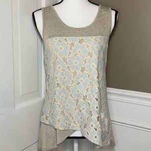 Le Lis Tank Lace Top Sleeveless Floral Lace overlay